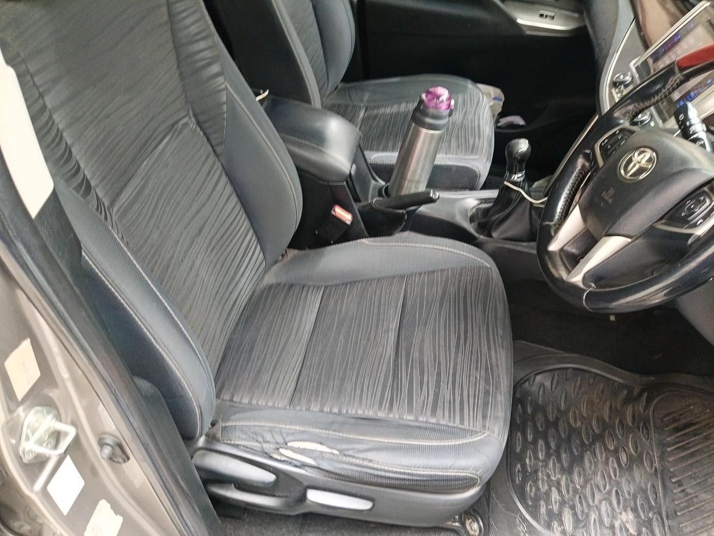2018 Toyota Innova Crysta 2.4 VX 7 STR, Diesel, Manual, 3,35,585 km, interior