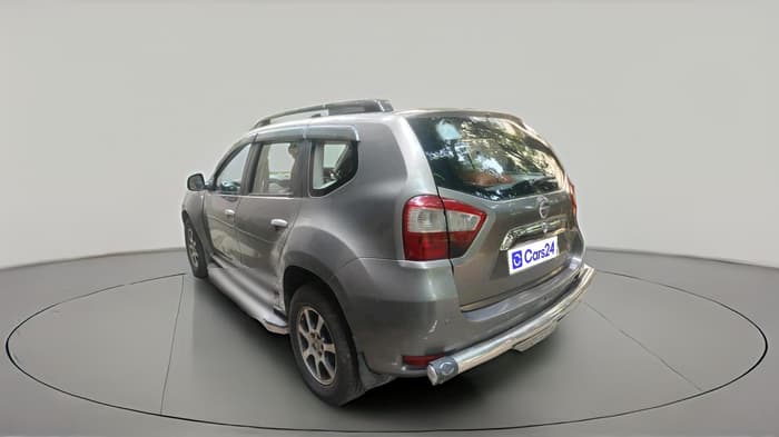 2014 Nissan Terrano XL (P), Petrol, Manual, 1,30,881 km, exterior