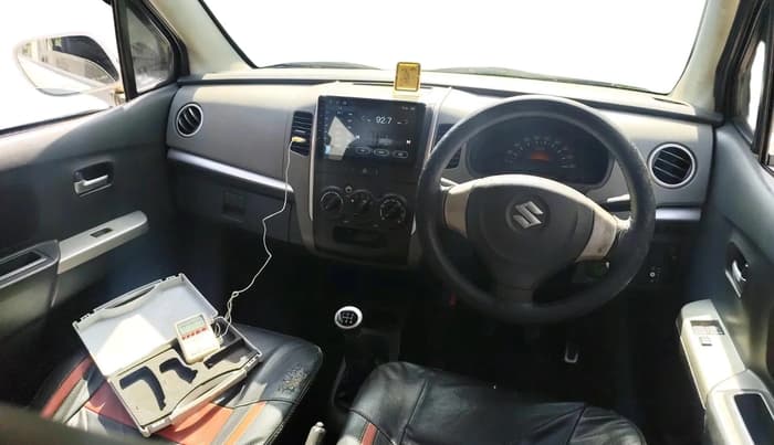 2012 Maruti Wagon R 1.0 LXI CNG, CNG, Manual, 2,26,626 km, interior