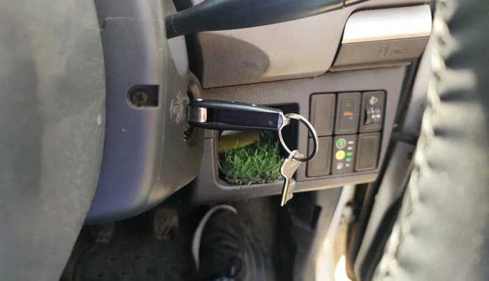 2012 Maruti Wagon R 1.0 LXI CNG, CNG, Manual, 2,26,626 km, interior