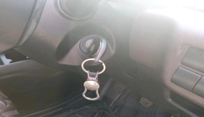 2024 Maruti FRONX DELTA PLUS 1.2MT, Petrol, Manual, 23,473 km, interior