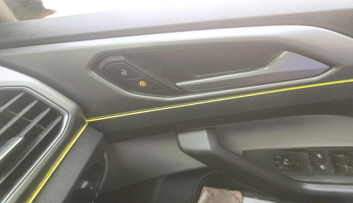 2021 Volkswagen TAIGUN HIGHLINE 1.0 TSI AT, Petrol, Automatic, 48,953 km, interior