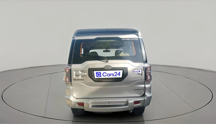 2016 Mahindra Scorpio S6 PLUS 1.99 INTELLI-HYBRID, Diesel, Manual, 81,496 km, exterior