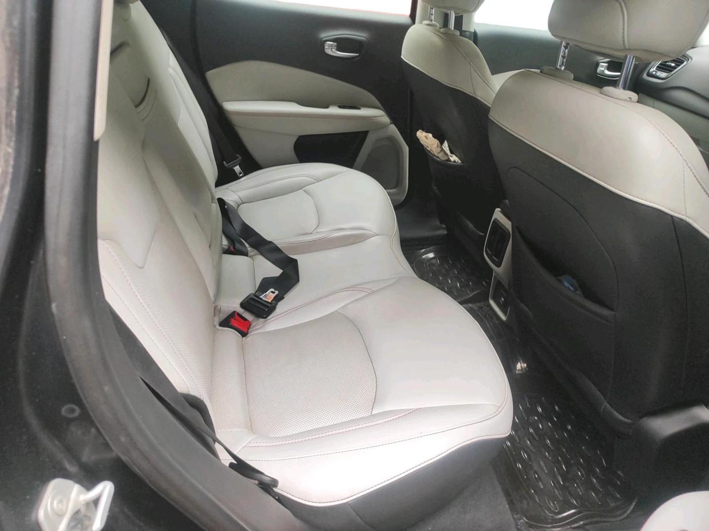 2017 Jeep Compass LIMITED 1.4 PETROL AT, Petrol, Automatic, 1,18,403 km, interior