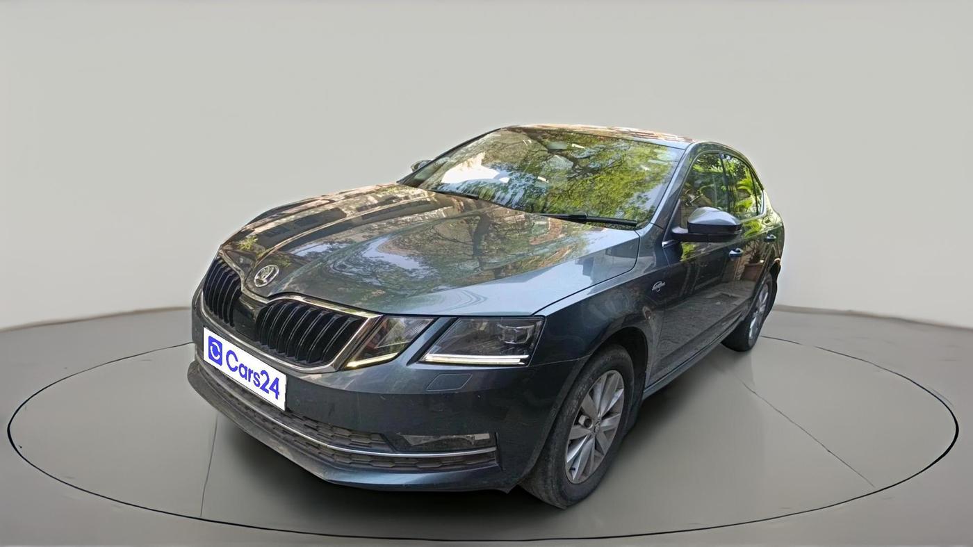 2017 Skoda Octavia 2.0 TDI L&K AT, Diesel, Automatic, 1,32,289 km, exterior
