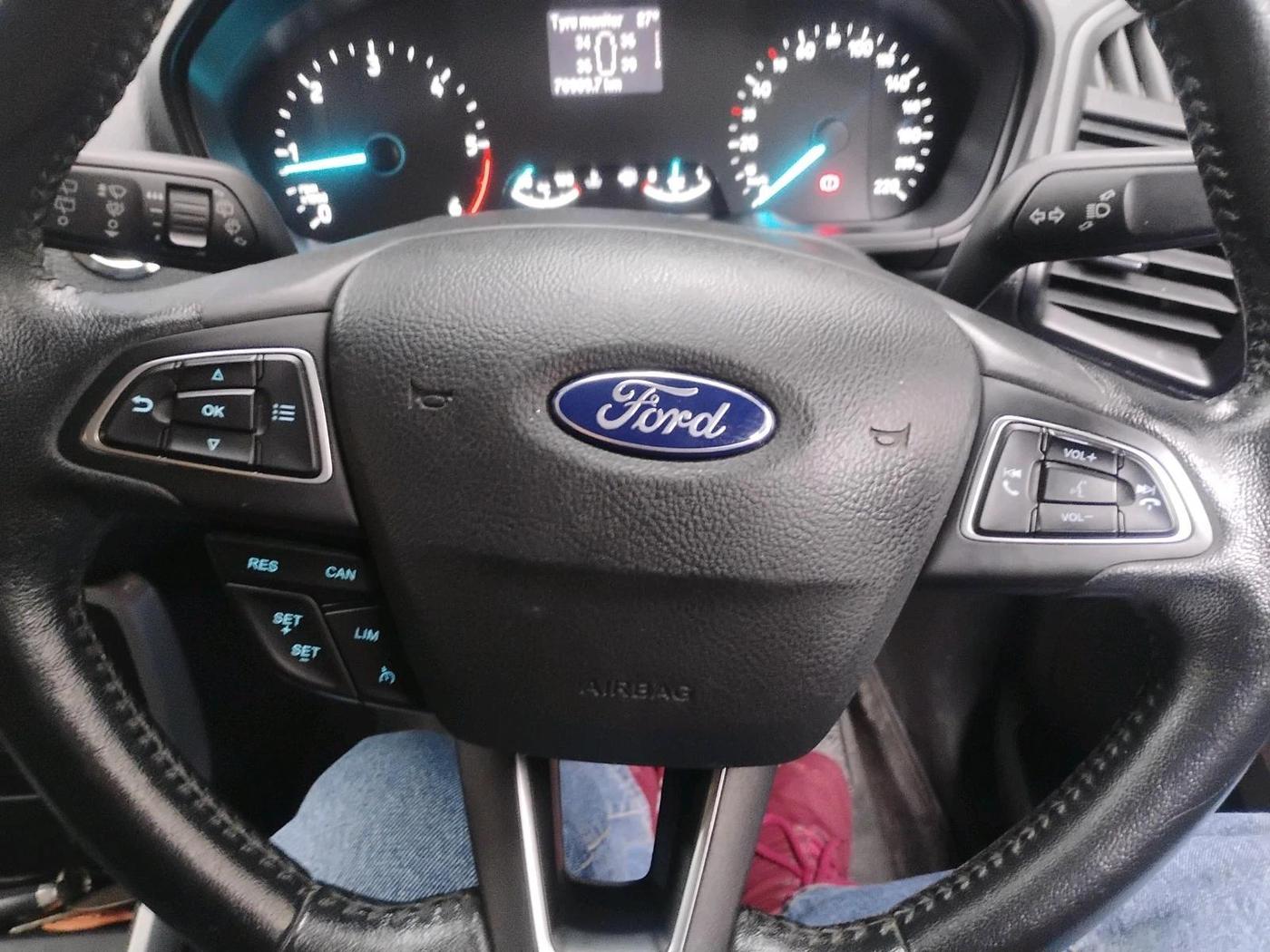 2017 Ford Ecosport TITANIUM+ 1.5L DIESEL, Diesel, Manual, 70,909 km, interior