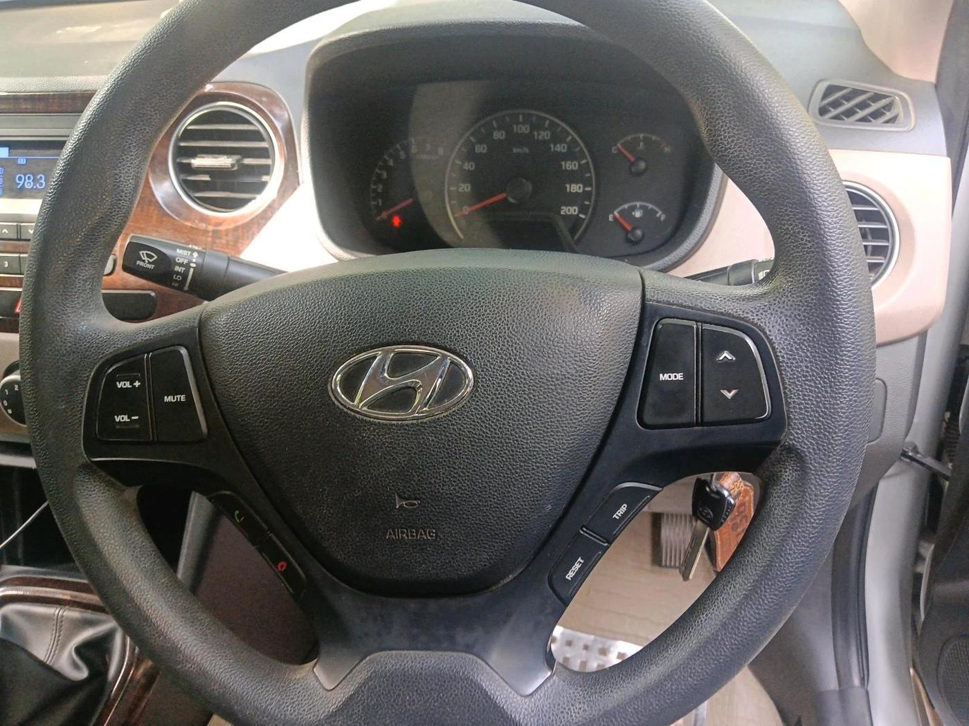 2016 Hyundai Xcent S 1.2, CNG, Manual, 44,612 km, interior