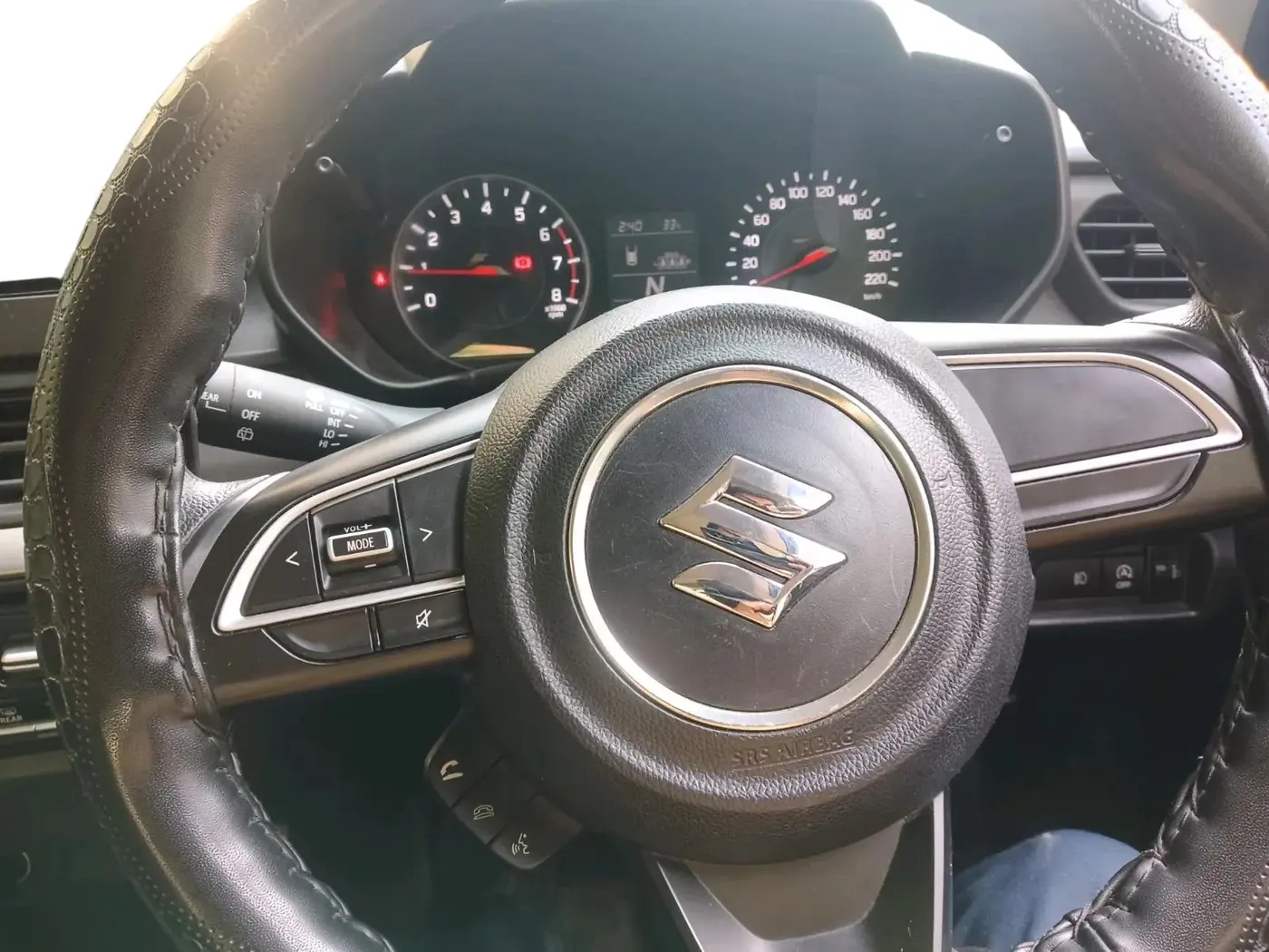 2024 Maruti Swift ZXi AMT, Petrol, Automatic, 8,887 km, interior