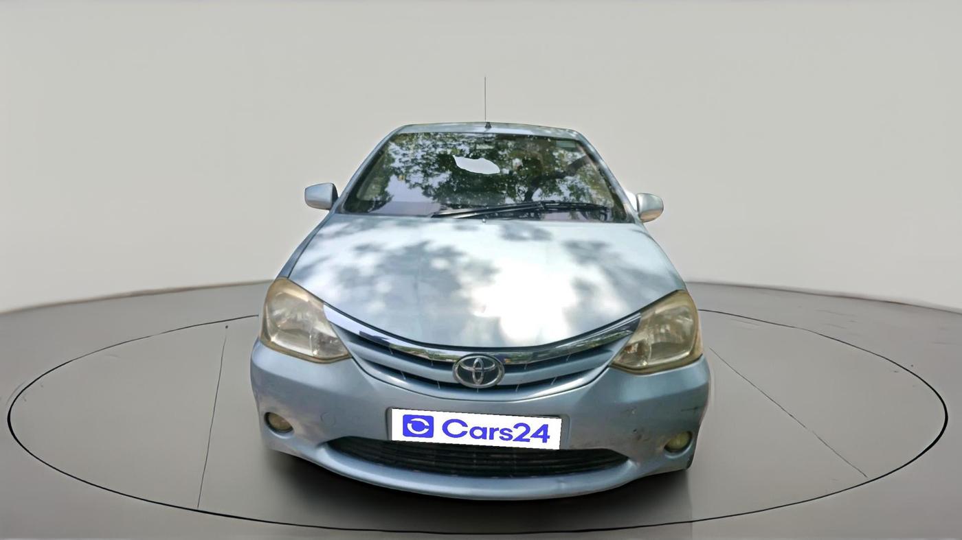 2011 Toyota Etios V, CNG, Manual, 1,07,558 km, exterior