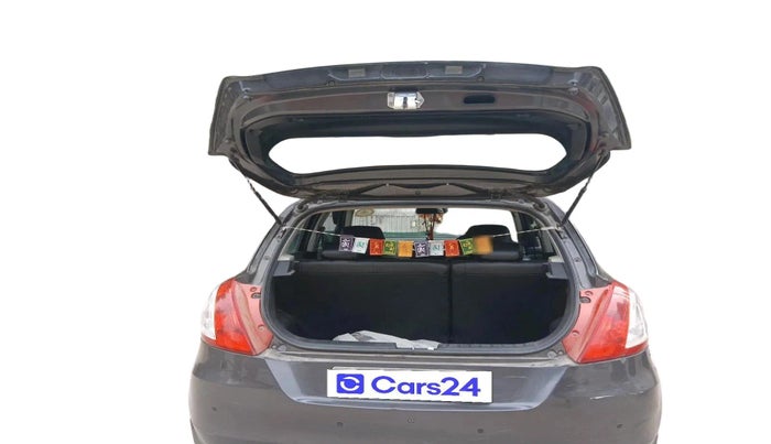 2015 Maruti Swift LXI (O), Petrol, Manual, 78,963 km, exterior