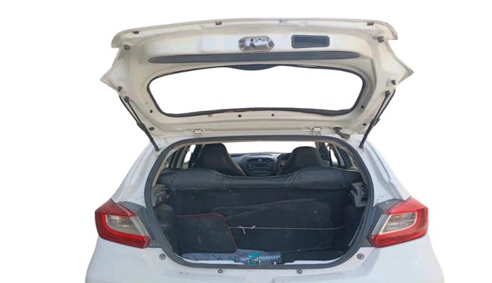 2018 Tata Tiago XT PETROL, Petrol, Manual, 1,29,158 km, exterior