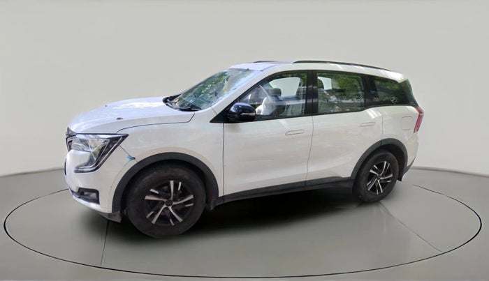 2022 Mahindra XUV700 AX 5 P MT 7 STR, Petrol, Manual, 19,210 km, exterior