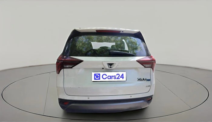 2022 Mahindra XUV700 AX 5 P MT 7 STR, Petrol, Manual, 19,210 km, exterior