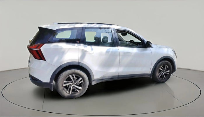 2022 Mahindra XUV700 AX 5 P MT 7 STR, Petrol, Manual, 19,210 km, exterior