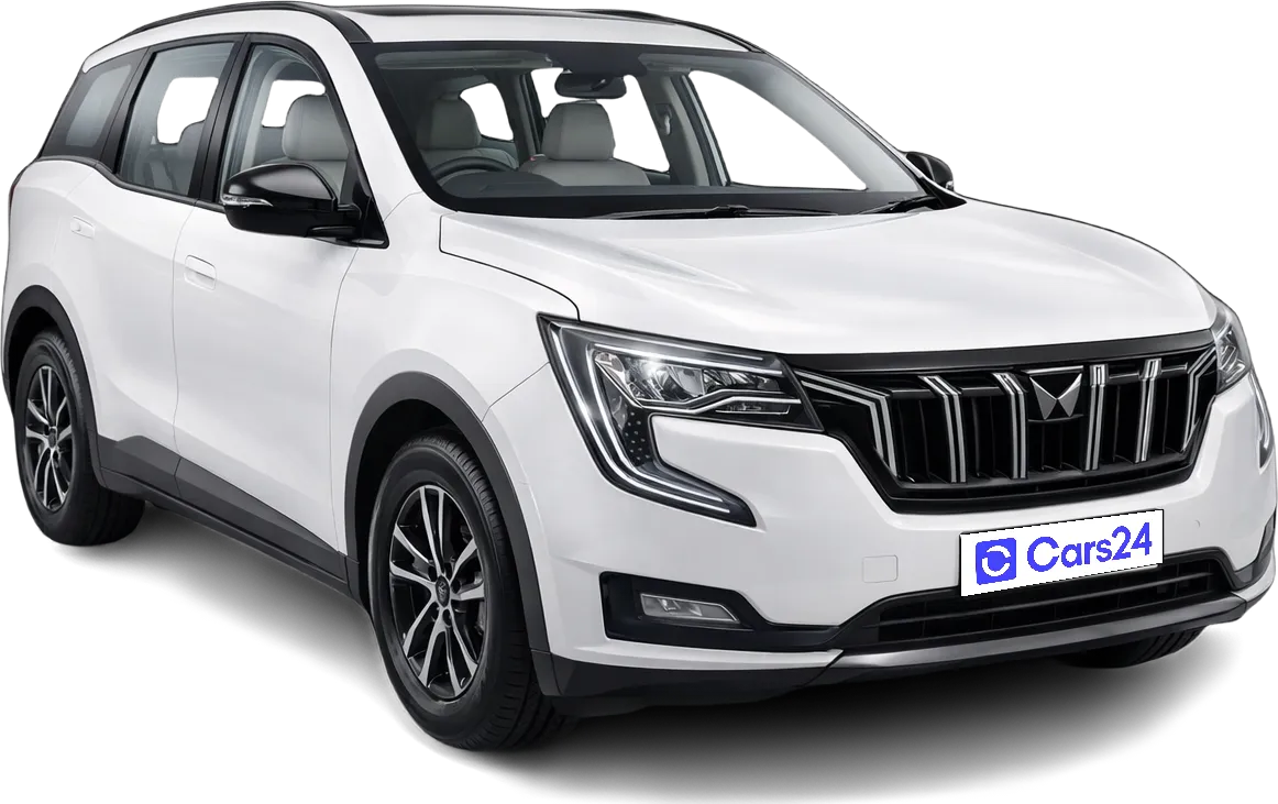 2022 Mahindra XUV700 - SUV - Petrol - Manual - ₹15.00 lakh