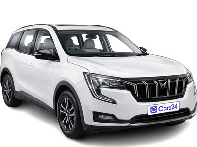 2022 Mahindra XUV700 - SUV - Petrol - Manual - ₹15.00 lakh