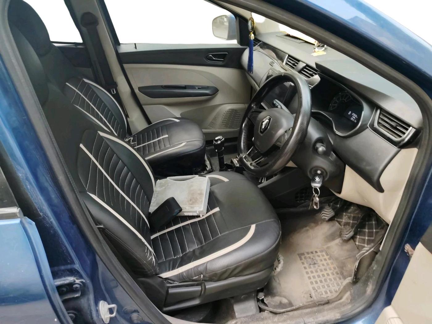 2019 Renault TRIBER RXT, CNG, Manual, 87,635 km, interior