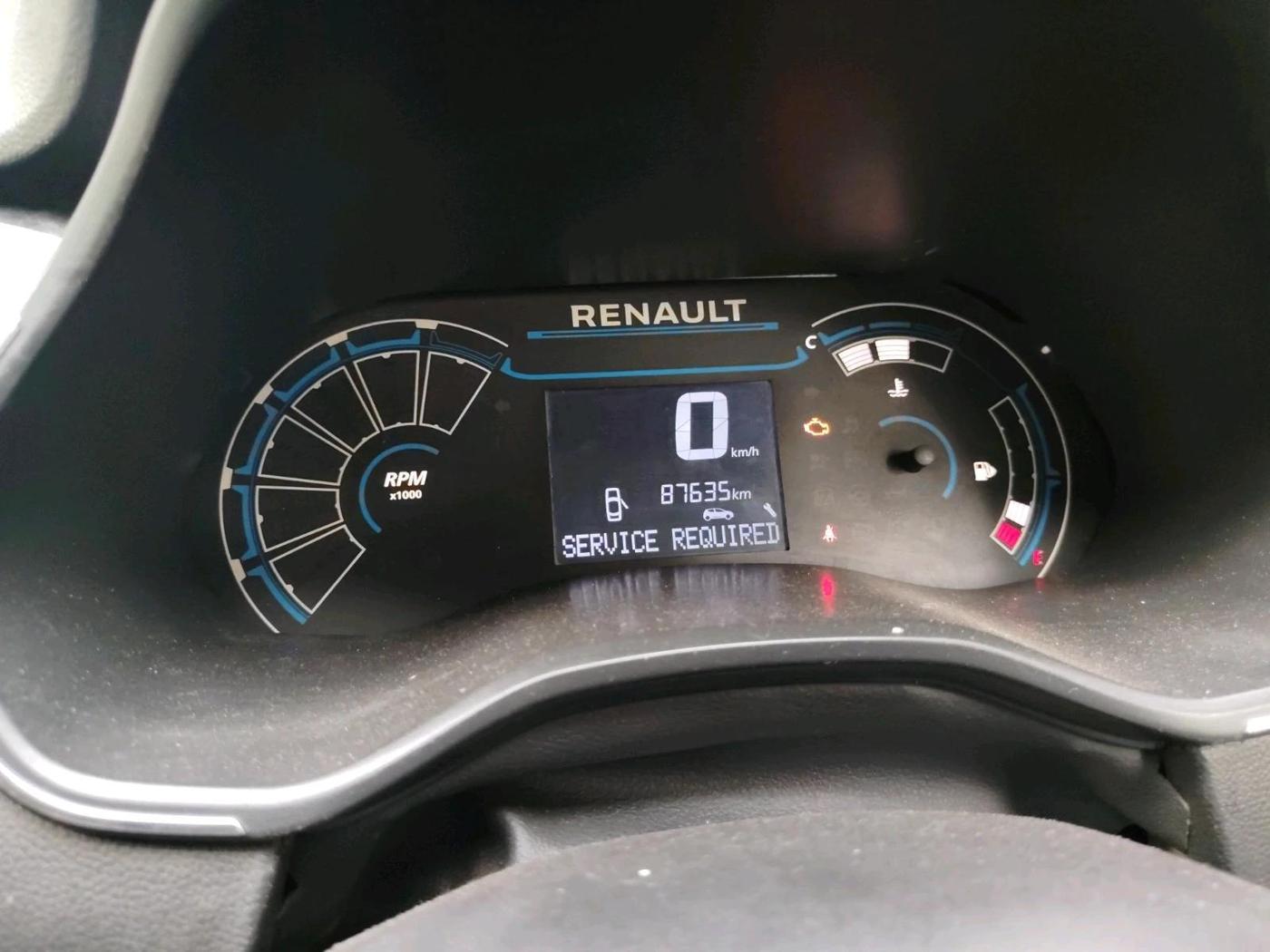 2019 Renault TRIBER RXT, CNG, Manual, 87,635 km, interior