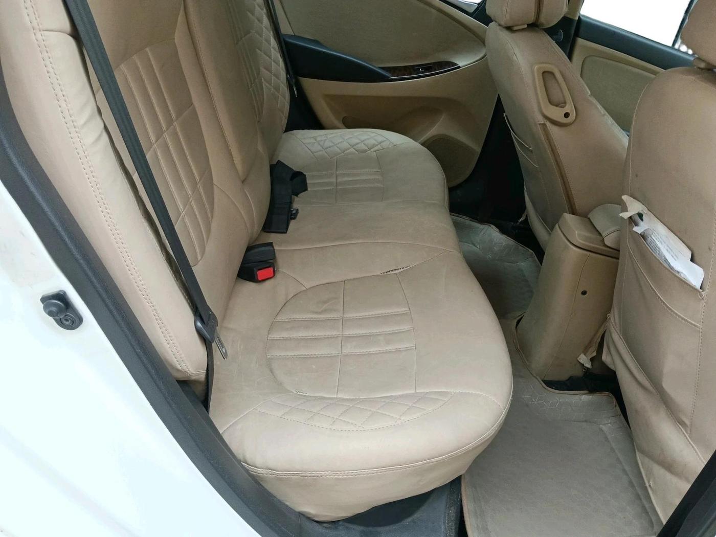 2015 Hyundai Verna FLUIDIC 4S 1.6 VTVT S(O), Petrol, Manual, 49,013 km, interior