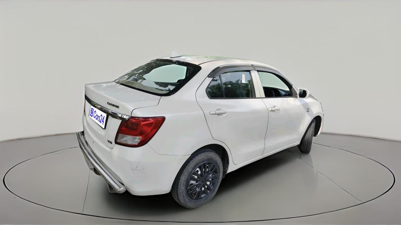 2017 Maruti Dzire LXI, CNG, Manual, 98,400 km, exterior