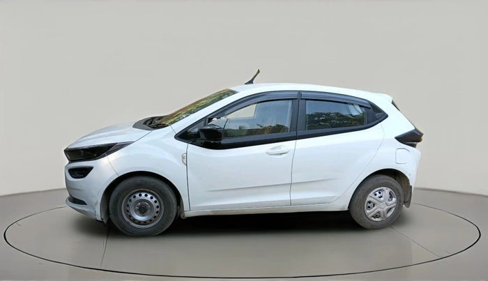 2021 Tata ALTROZ XE DIESEL, Diesel, Manual, 87,187 km, exterior