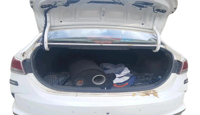 2022 Hyundai Verna S PLUS 1.5 CRDI, Diesel, Manual, 1,10,414 km, exterior