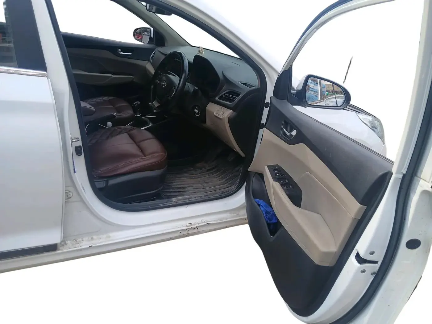 2022 Hyundai Verna S PLUS 1.5 CRDI, Diesel, Manual, 1,10,414 km, interior