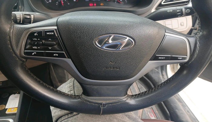 2022 Hyundai Verna S PLUS 1.5 CRDI, Diesel, Manual, 1,10,414 km, interior