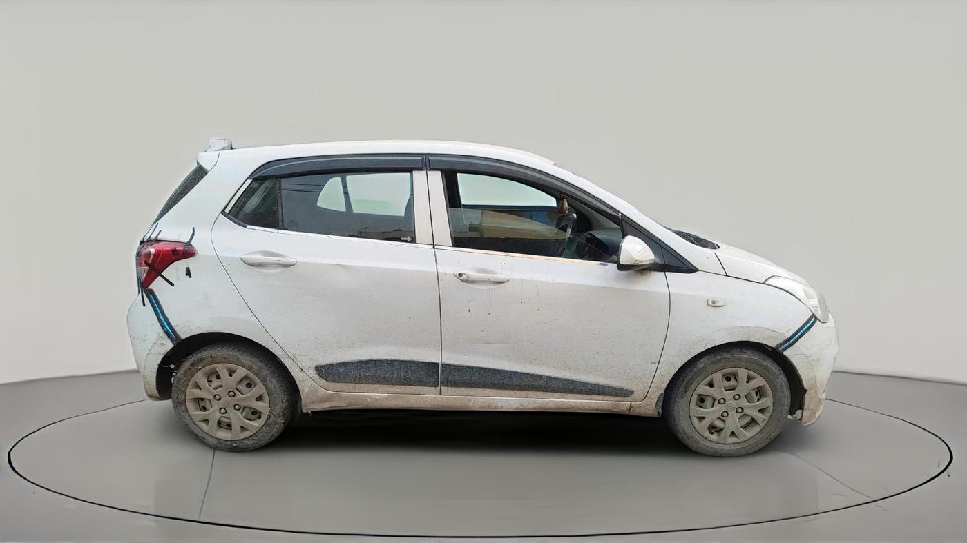 2016 Hyundai Grand i10 MAGNA 1.2 KAPPA VTVT, CNG, Manual, 94,967 km, exterior