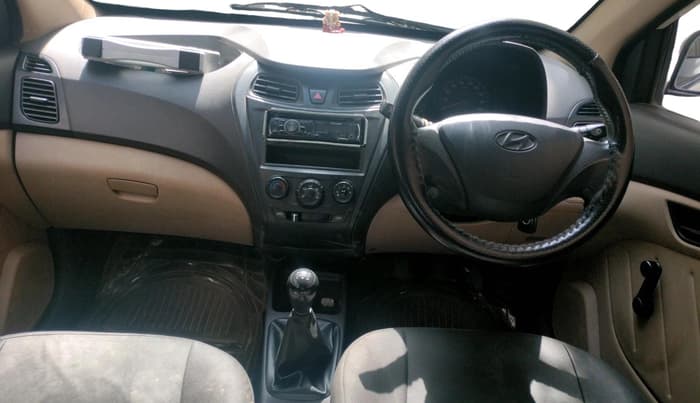 2013 Hyundai Eon D-LITE+, Petrol, Manual, 66,623 km, interior