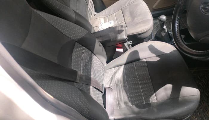 2013 Hyundai Eon D-LITE+, Petrol, Manual, 66,623 km, interior