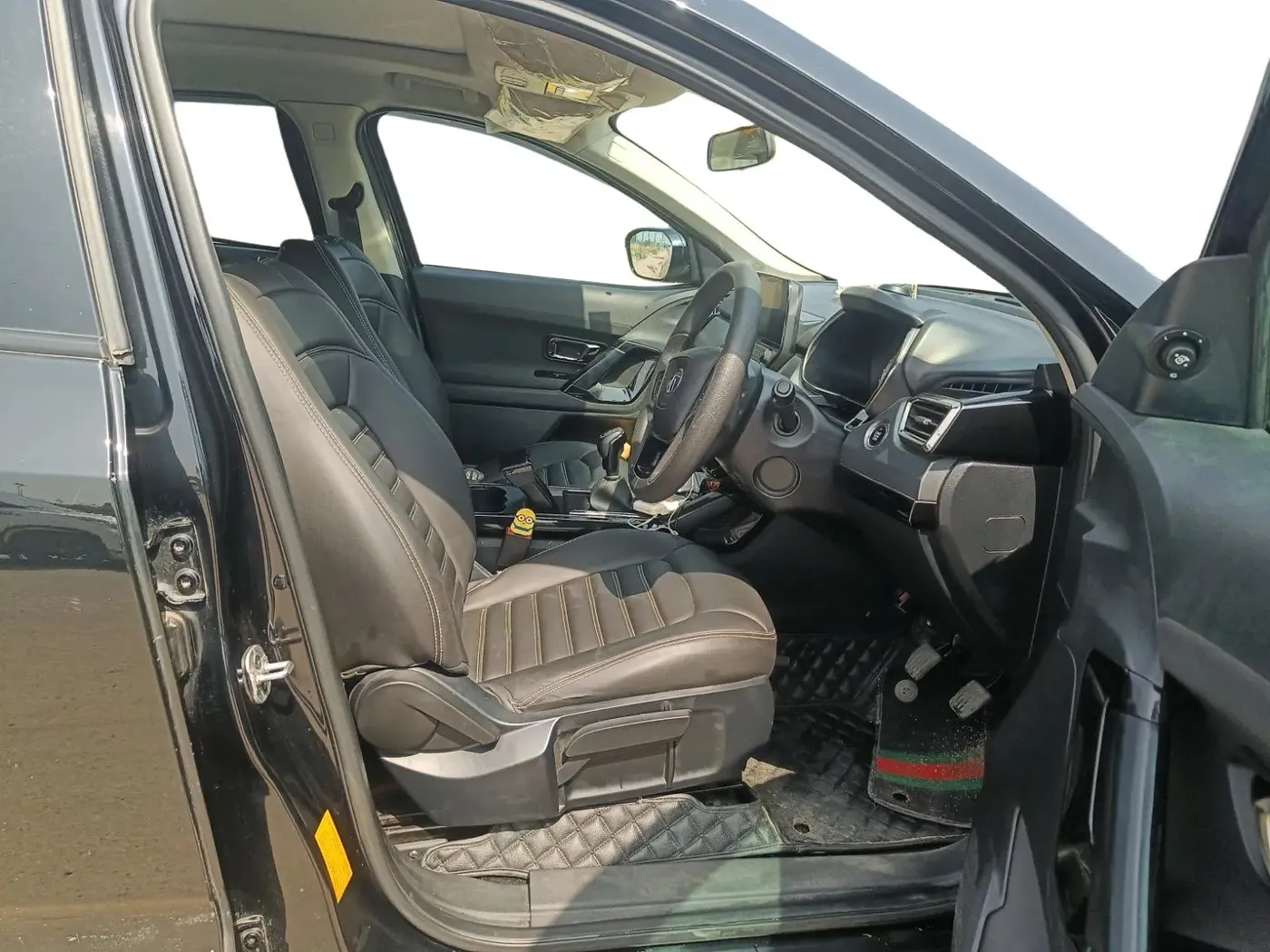 2021 Tata Harrier XT PLUS 2.0L KRYOTEC, Diesel, Manual, 51,928 km, interior