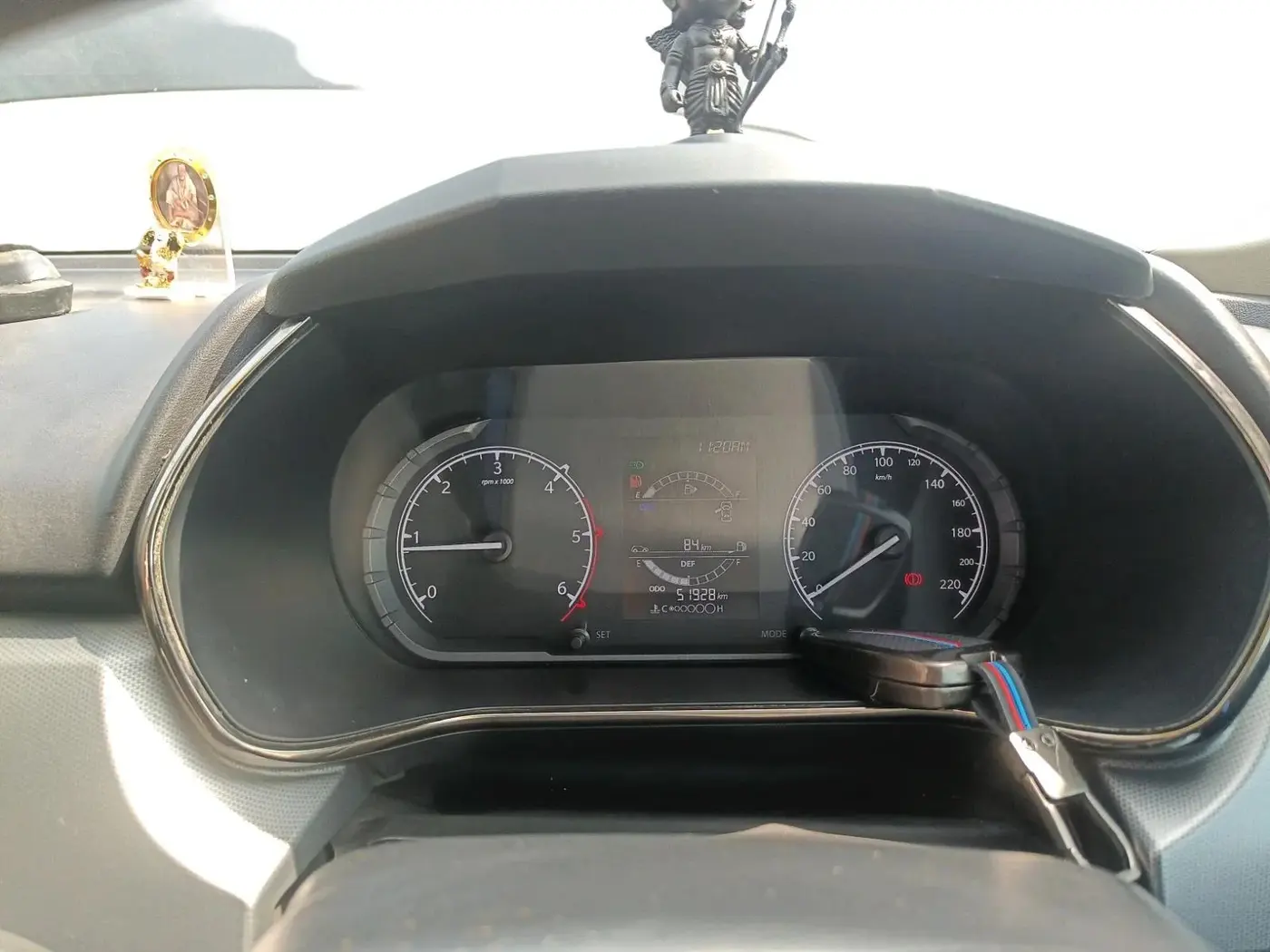 2021 Tata Harrier XT PLUS 2.0L KRYOTEC, Diesel, Manual, 51,928 km, interior
