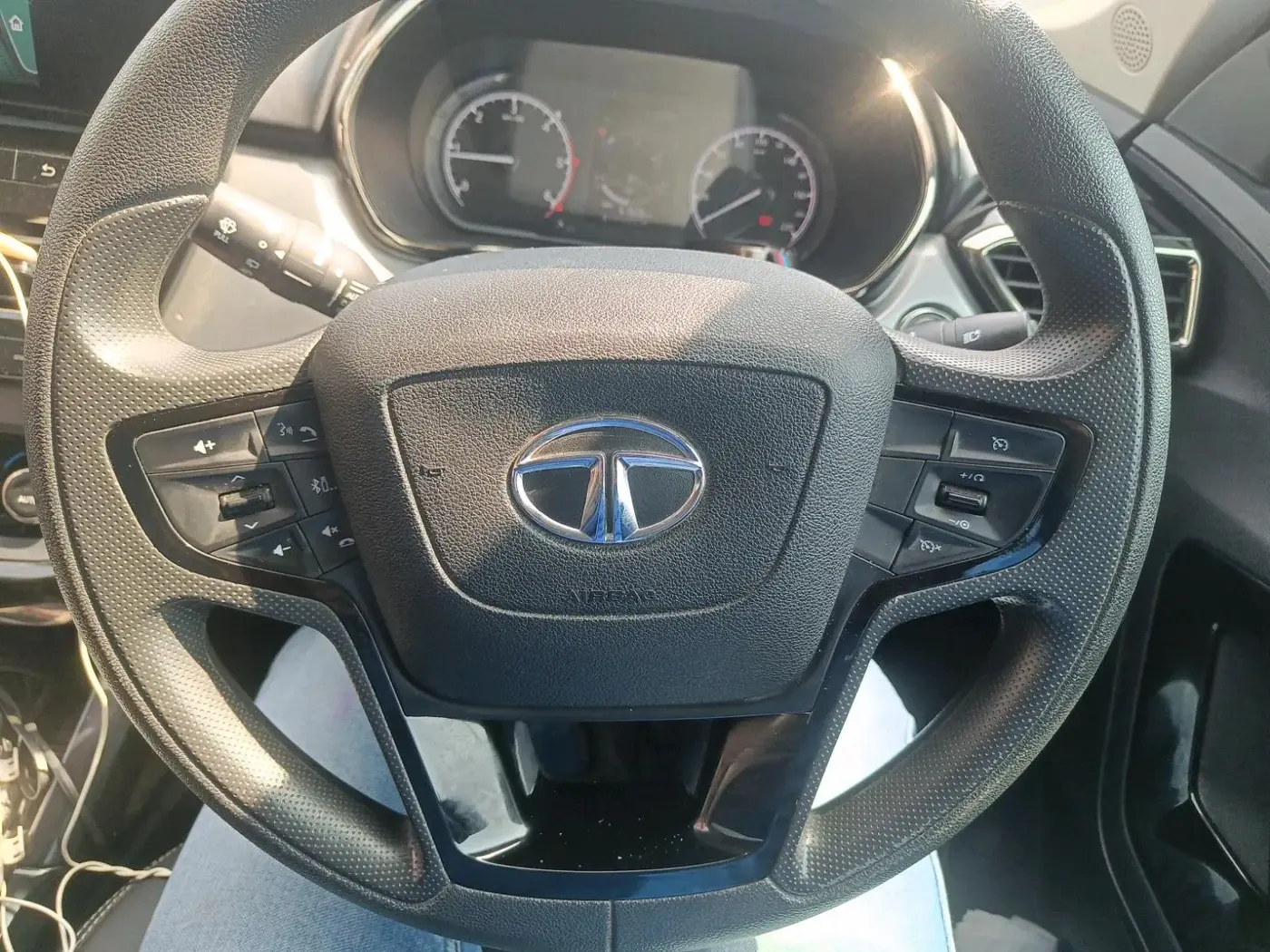 2021 Tata Harrier XT PLUS 2.0L KRYOTEC, Diesel, Manual, 51,928 km, interior