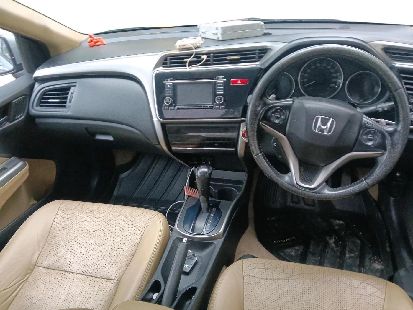 2015 Honda City 1.5L I-VTEC VX CVT, Petrol, Automatic, 1,18,093 km, interior