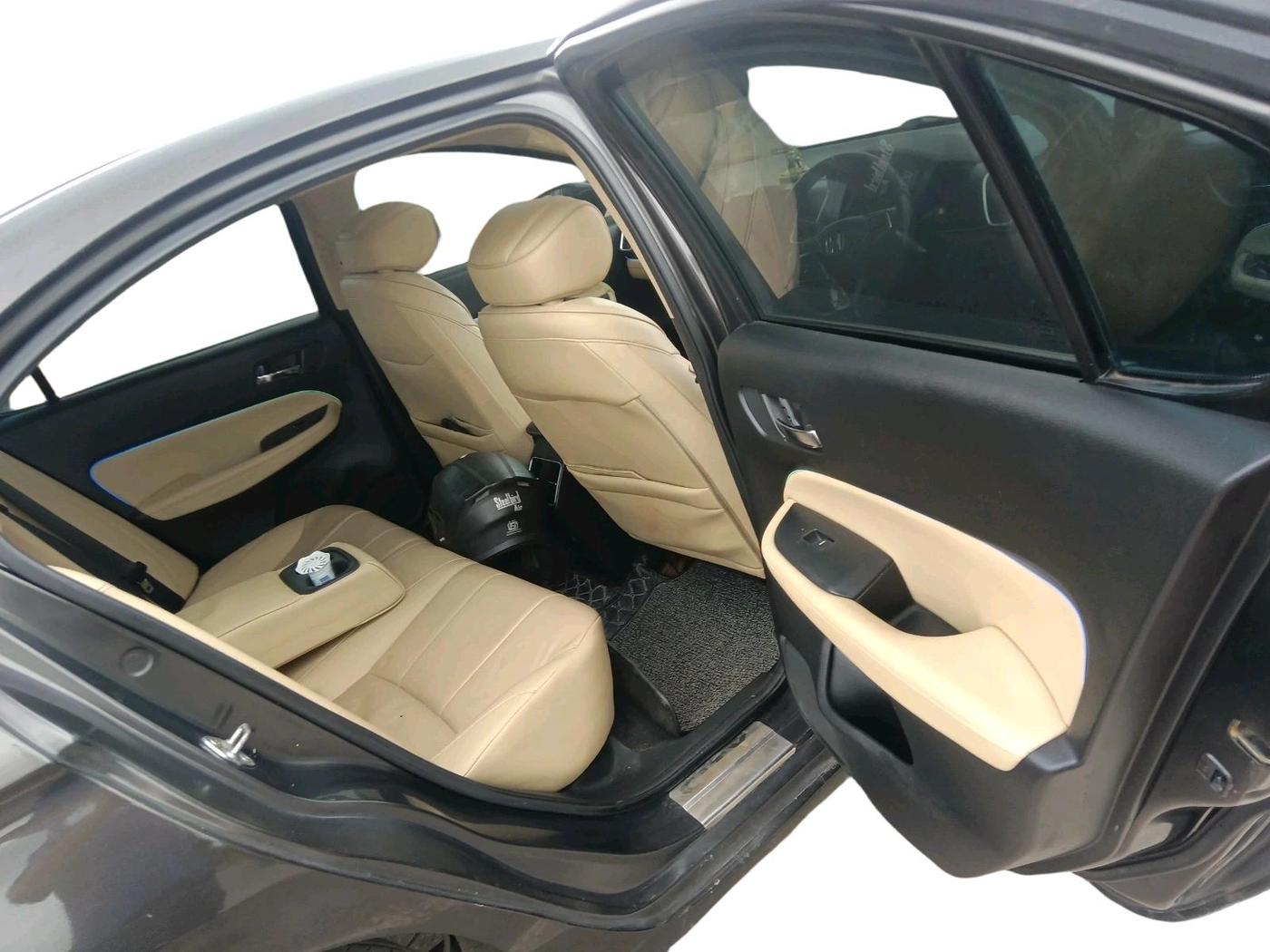 2021 Honda City 1.5L I-VTEC ZX CVT, Petrol, Automatic, 33,615 km, interior