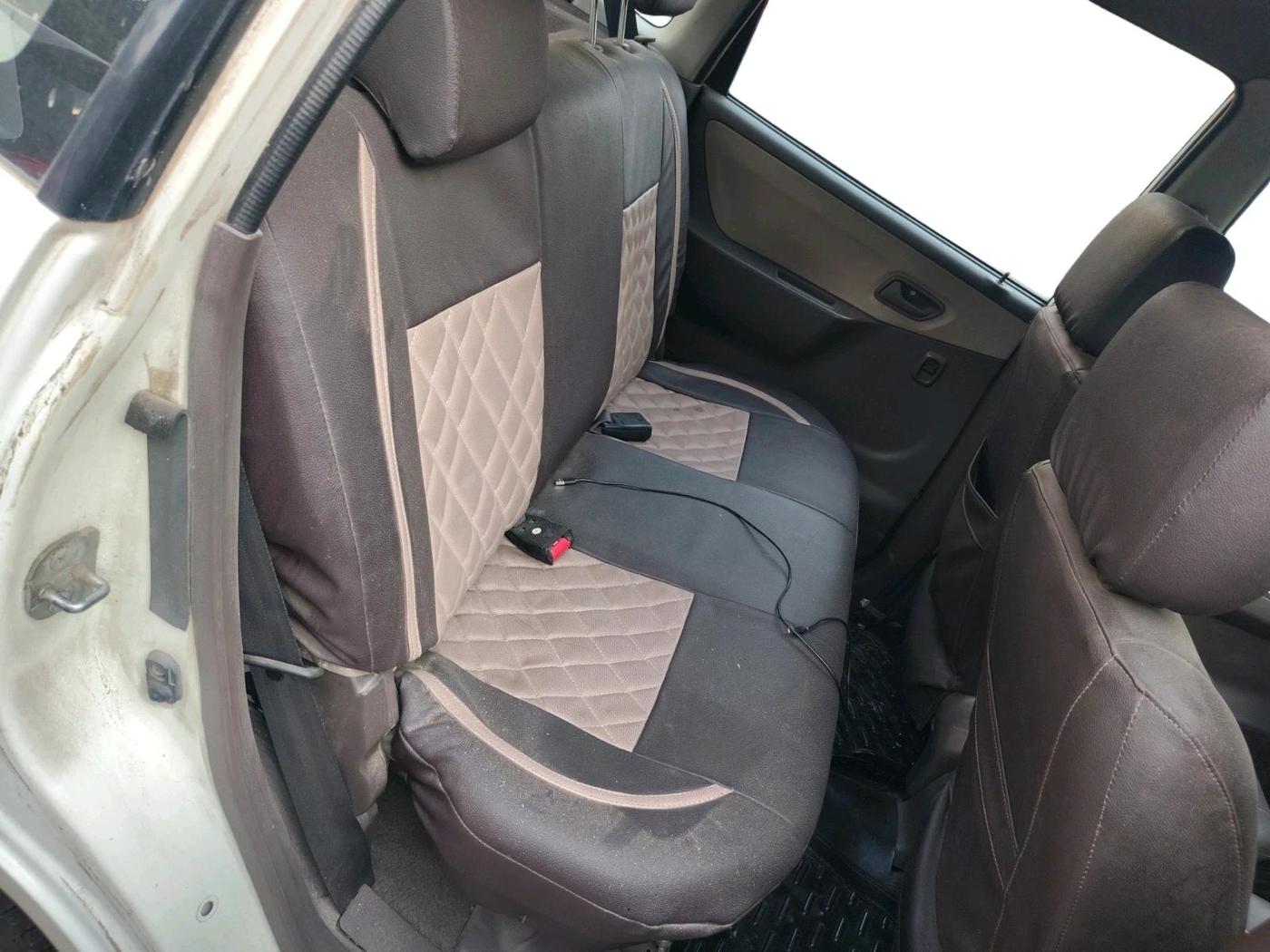 2011 Maruti Zen Estilo VXI, Petrol, Manual, 2,17,612 km, interior