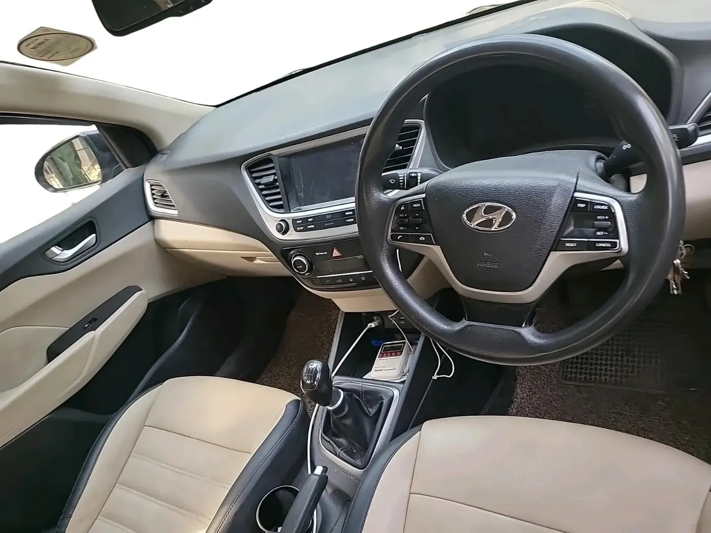 2018 Hyundai Verna 1.6 CRDI SX, Diesel, Manual, 1,09,147 km, interior