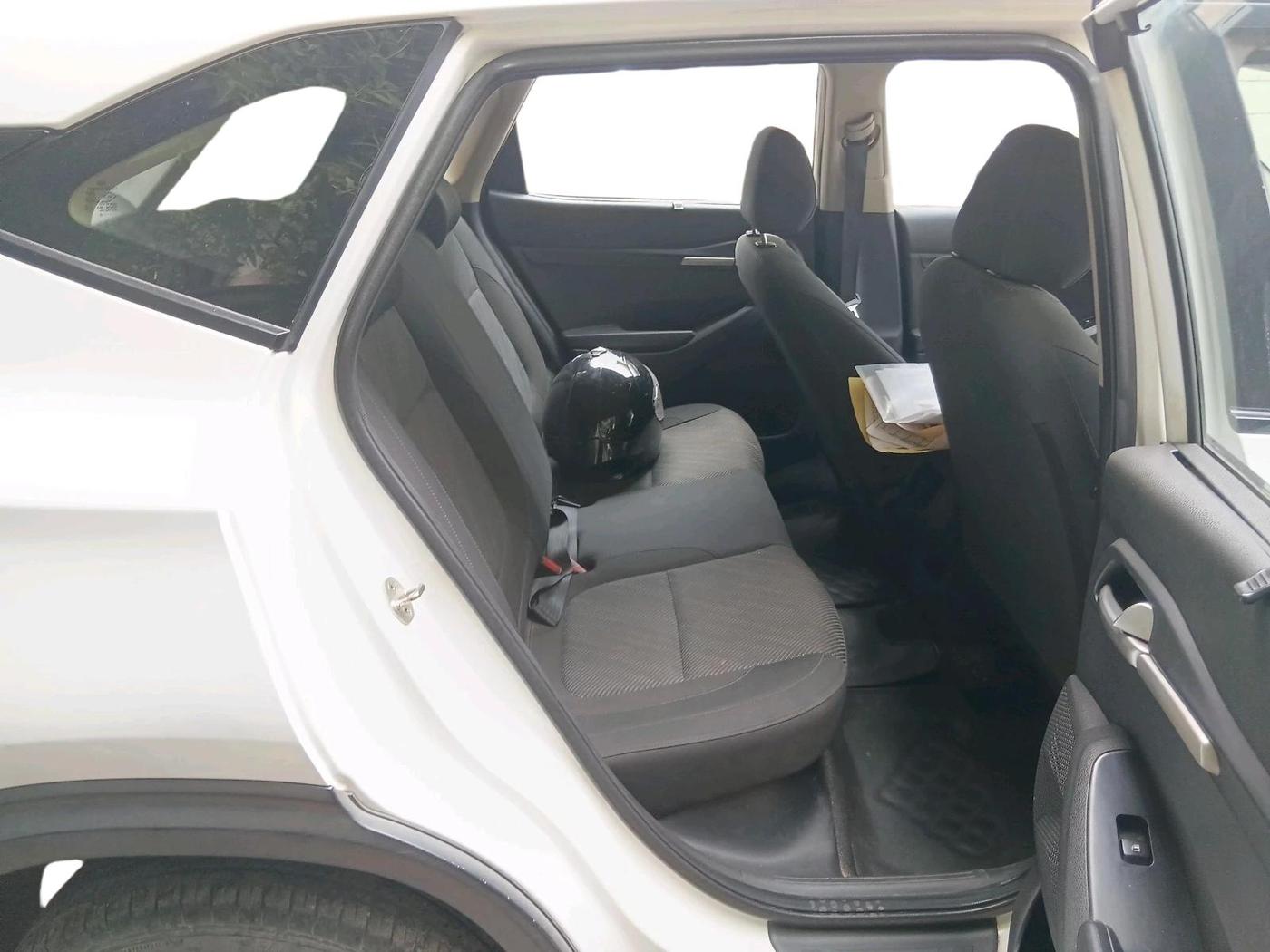 2019 KIA SELTOS HTK PLUS 1.5, Petrol, Manual, 1,02,277 km, interior
