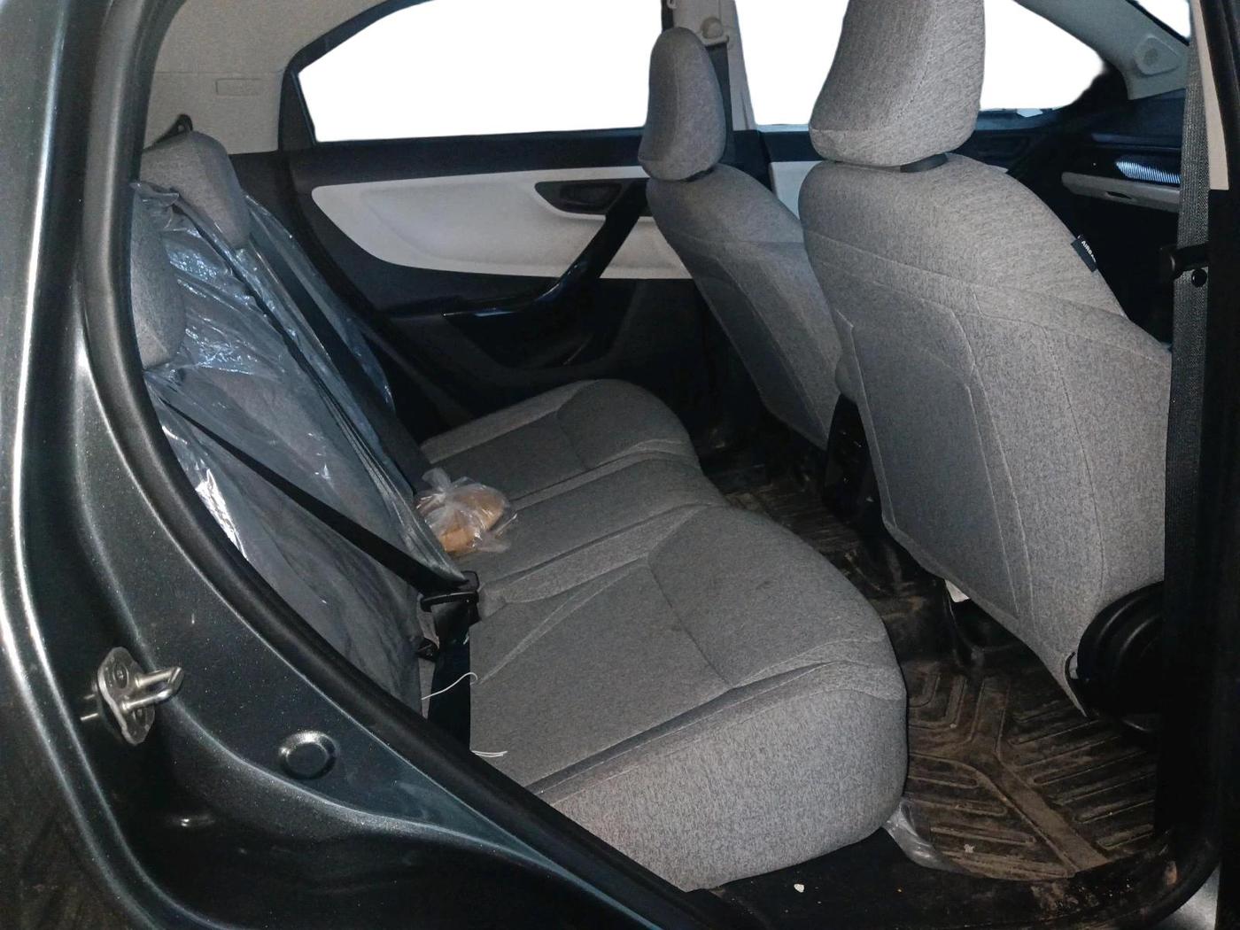 2025 Tata Curvv Pure Plus 1.2 Petrol 7DCA, Petrol, Automatic, 7,868 km, interior