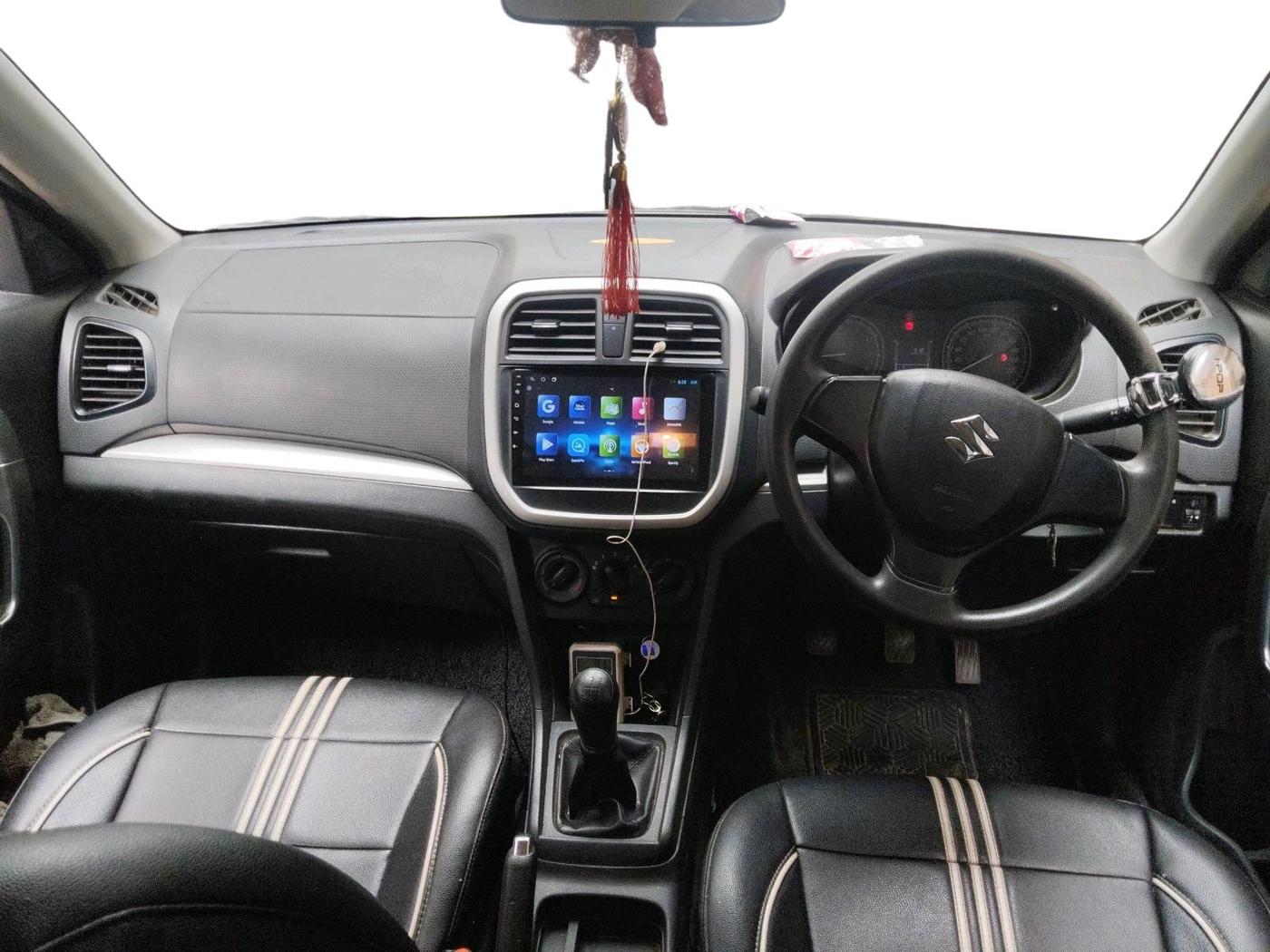 2021 Maruti Vitara Brezza LXI, Petrol, Manual, 83,408 km, interior