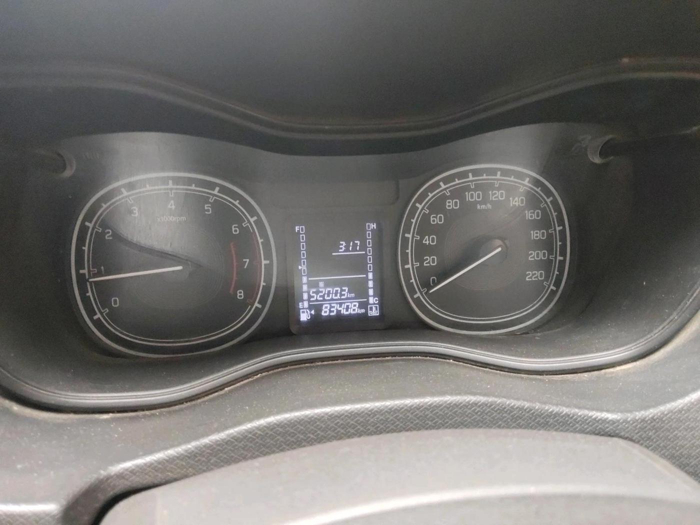 2021 Maruti Vitara Brezza LXI, Petrol, Manual, 83,408 km, interior