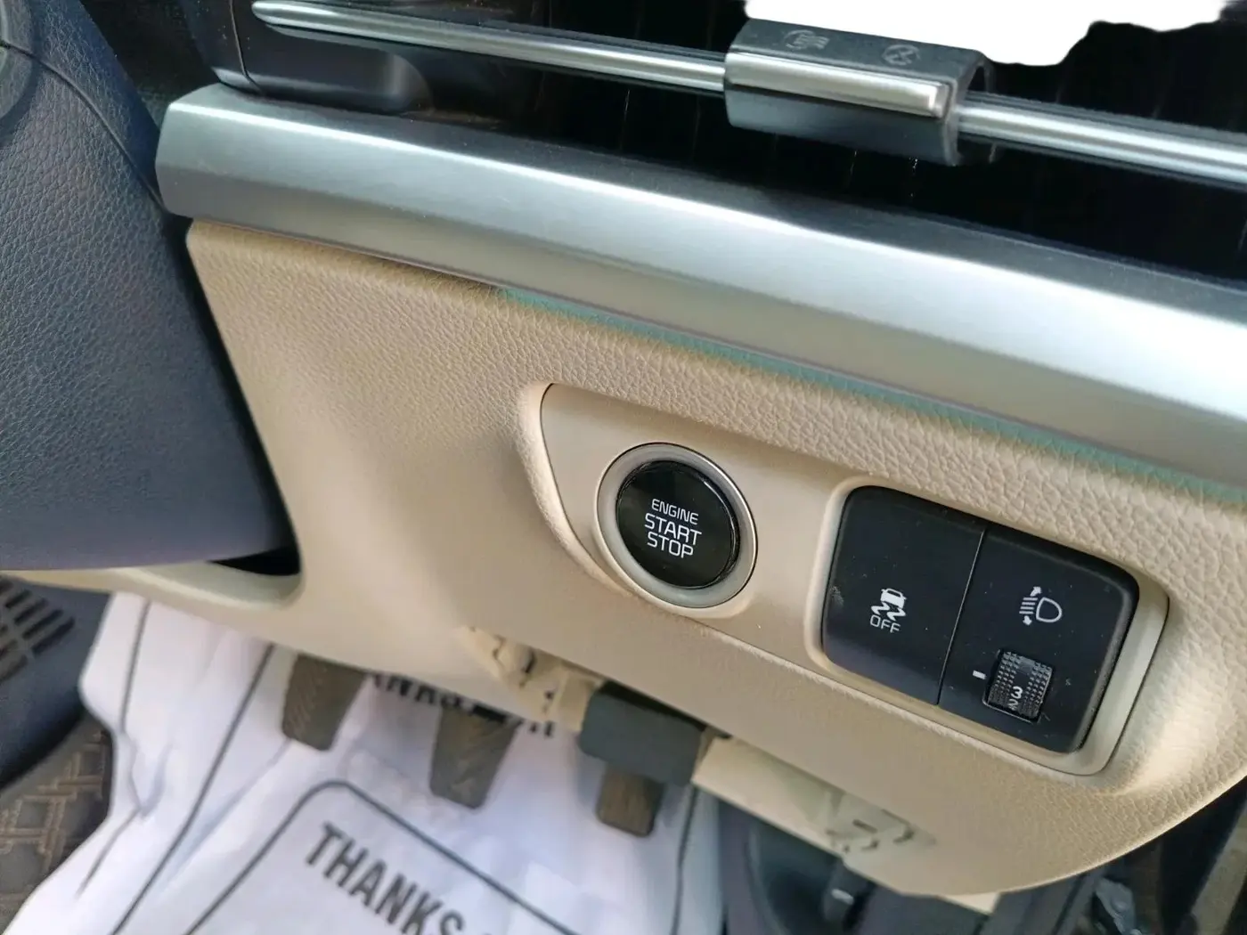 2022 KIA CARENS LUXURY PLUS 1.4 PETROL 7 STR, Petrol, Manual, 14,333 km, interior