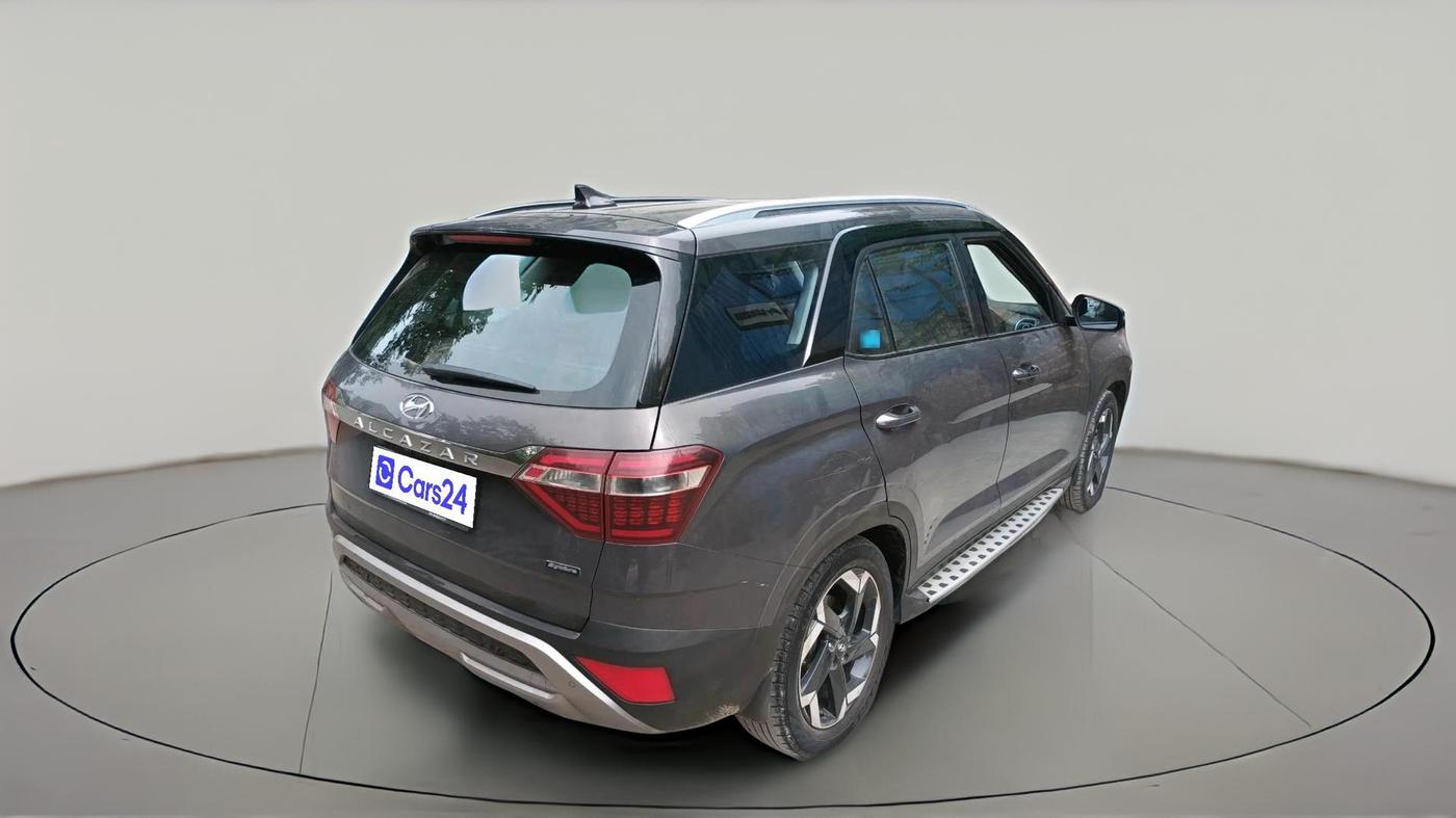 2021 Hyundai ALCAZAR 1.5 SIGNATURE (O) AT 6STR, Diesel, Automatic, 1,36,643 km, exterior