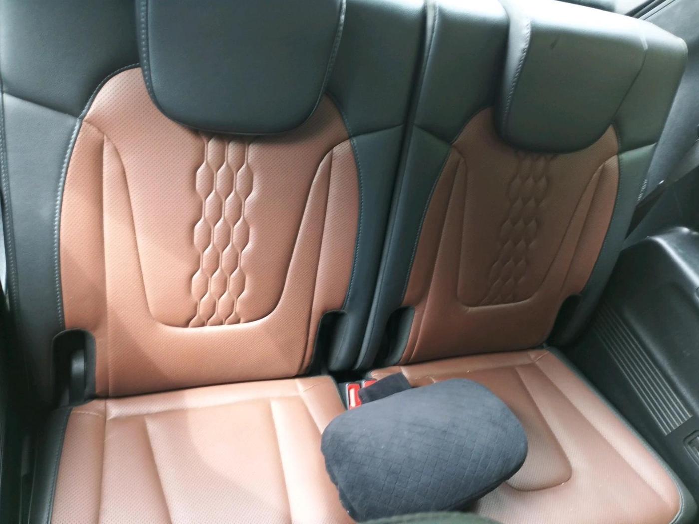 2021 Hyundai ALCAZAR 1.5 SIGNATURE (O) AT 6STR, Diesel, Automatic, 1,36,643 km, interior