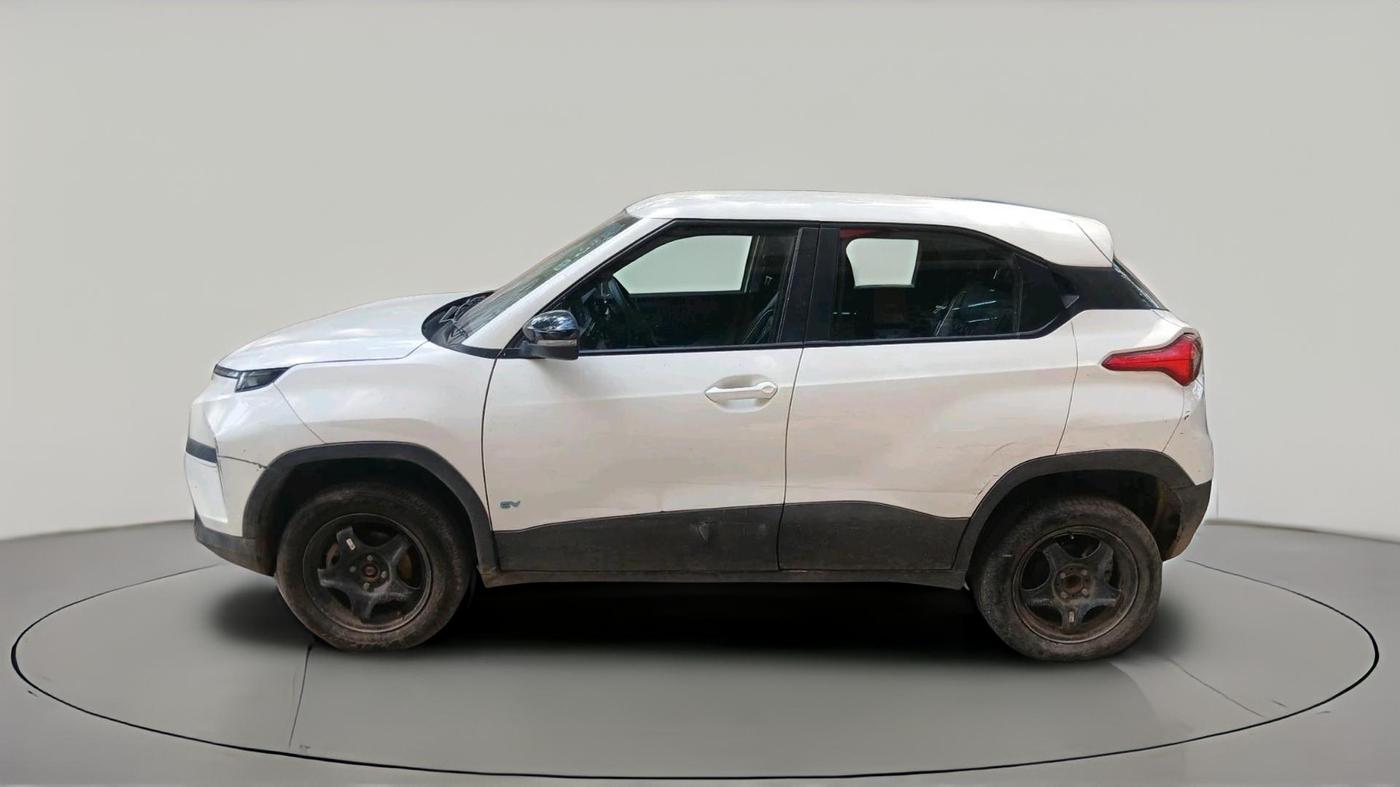 2024 Tata PUNCH EV ADVENTURE LONG RANGE 3.3, Electric, Automatic, 53,553 km, exterior