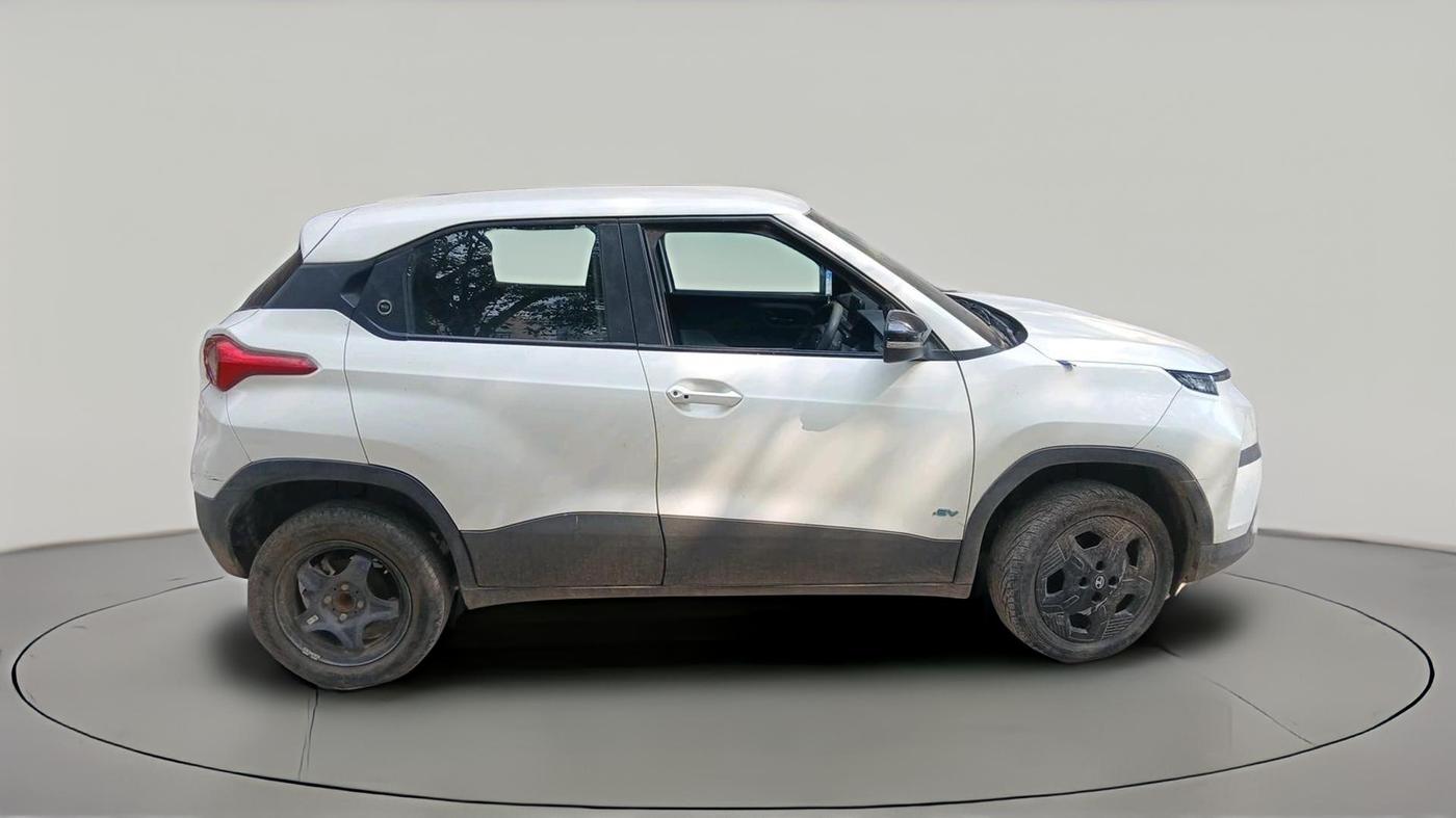 2024 Tata PUNCH EV ADVENTURE LONG RANGE 3.3, Electric, Automatic, 53,553 km, exterior