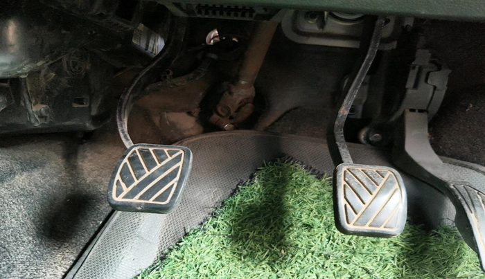 2011 Maruti Ritz LXI, CNG, Manual, 1,46,136 km, interior