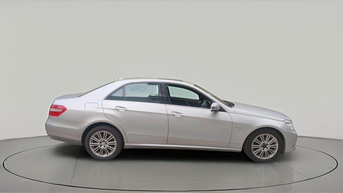 2011 Mercedes Benz E Class E 200 CGI AVANTGARDE, Petrol, Automatic, 58,790 km, exterior