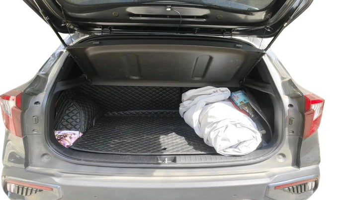 2025 KIA SELTOS  GTX Plus 1.5 Turbo Petrol DCT, Petrol, Automatic, 8,953 km, exterior